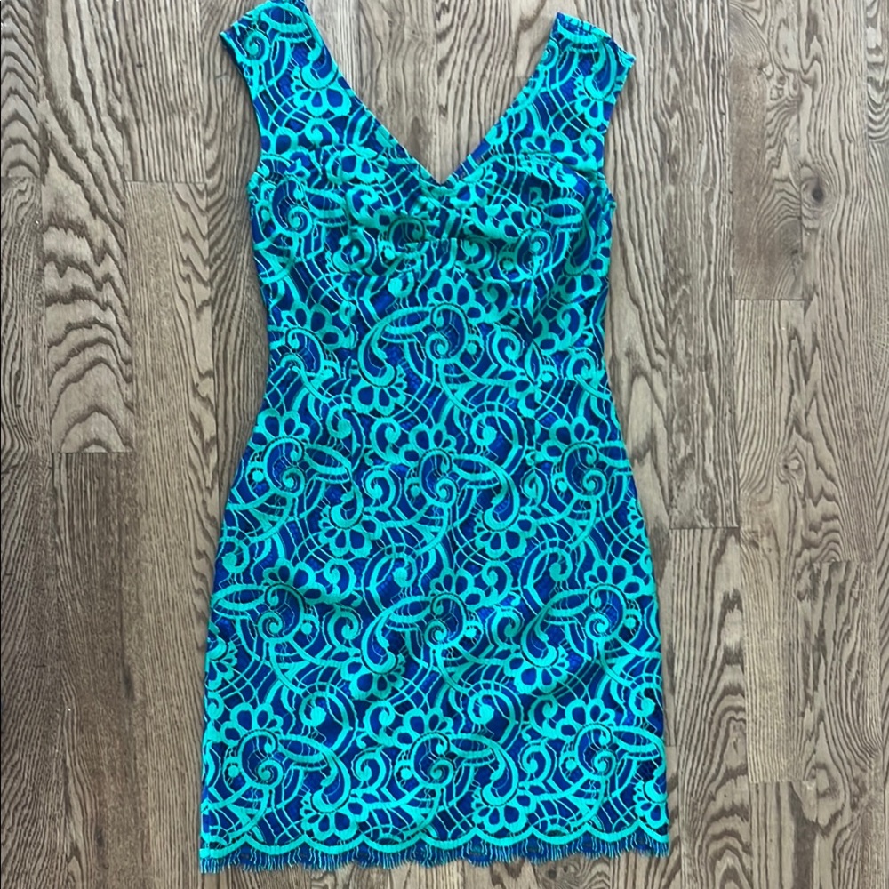 Lilly Pulitzer Blue Sheath Mini Dress Sweetheart Neckline